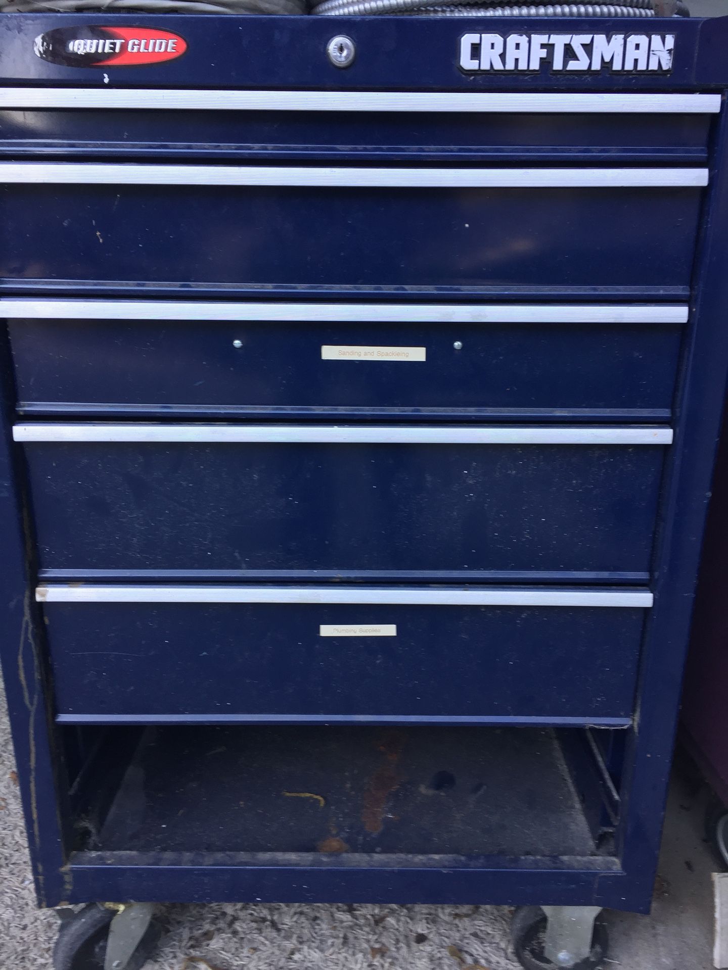Craftsman quiet glide tool chest