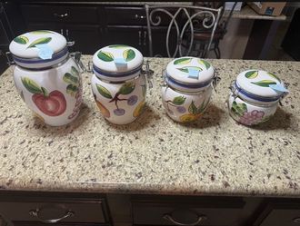 Canisters/ jars