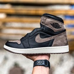 Jordan 1 Palomino Size 10 & 15