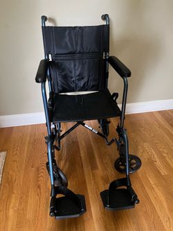 Nova Lightweight Transport Wheelcair