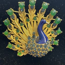 Vintage BOUCHER Green Blue rhinestone PEACOCK Bird enamel Gold tone Pin BROOCH