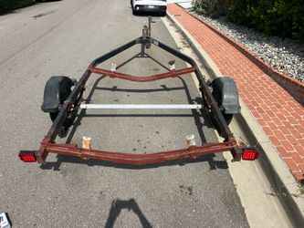 Super rusty and partly broken trailer
