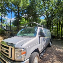 Ford Van E250 V8 Engine  4.6L 