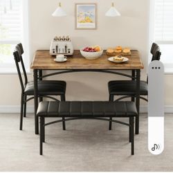 DINING TABLE / BREAKFAST TABLE