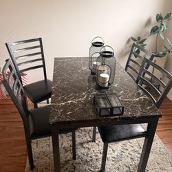 Dinning Table And Chairs