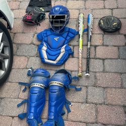 44 Pro Easton Catching Set Baseball Bats And A Pancake Glove For Catchers 