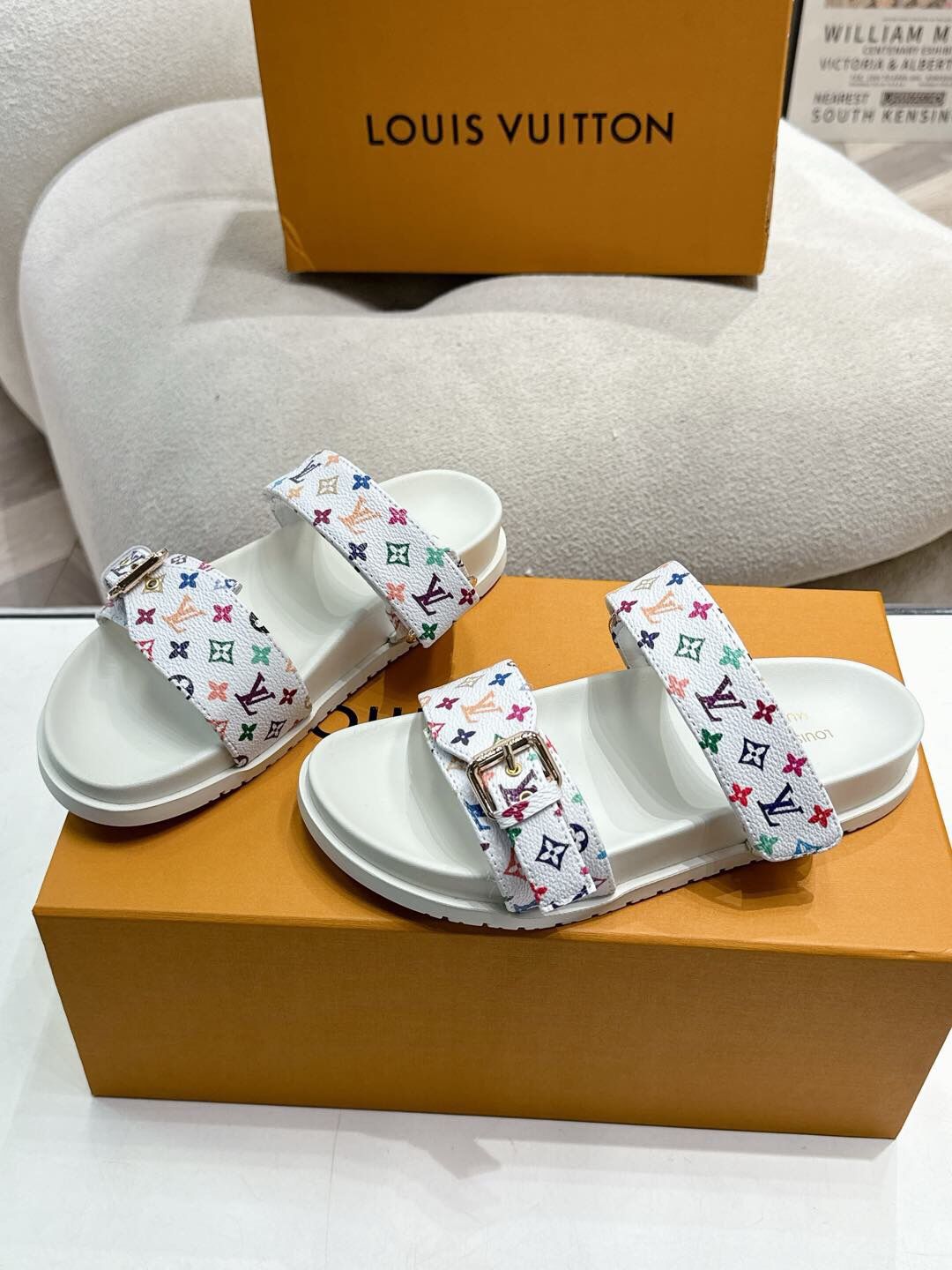 Louis Vuitton Women’s Shoes With Box 2025 New