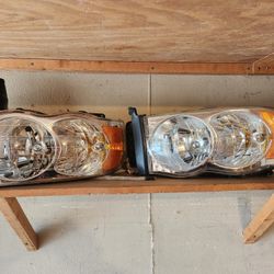 2004 Dodge Ram Headlights