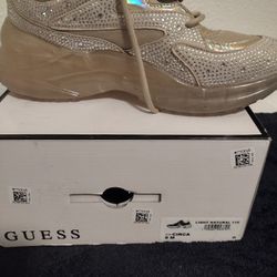 GUESS Size 8