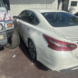 Nissan Altima SR 2016