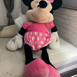 Minnie Mouse Jumbo 60 Inches