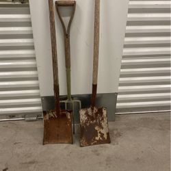 2 shovels and a pitchfork