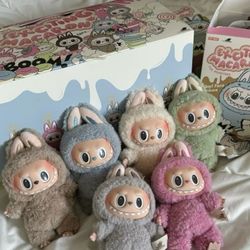 All available !!! Labubus toys!!