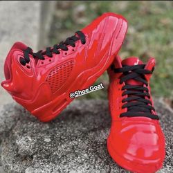 Red  Jordan 5 trainers Size 3Youth