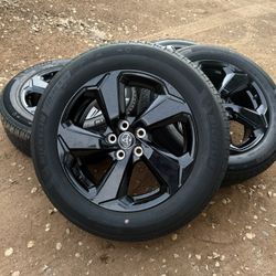 Toyota RAV4 Wheels And Tires 225/60R18 $1399 Firm Price 