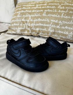 Black Nike Toddler 6c