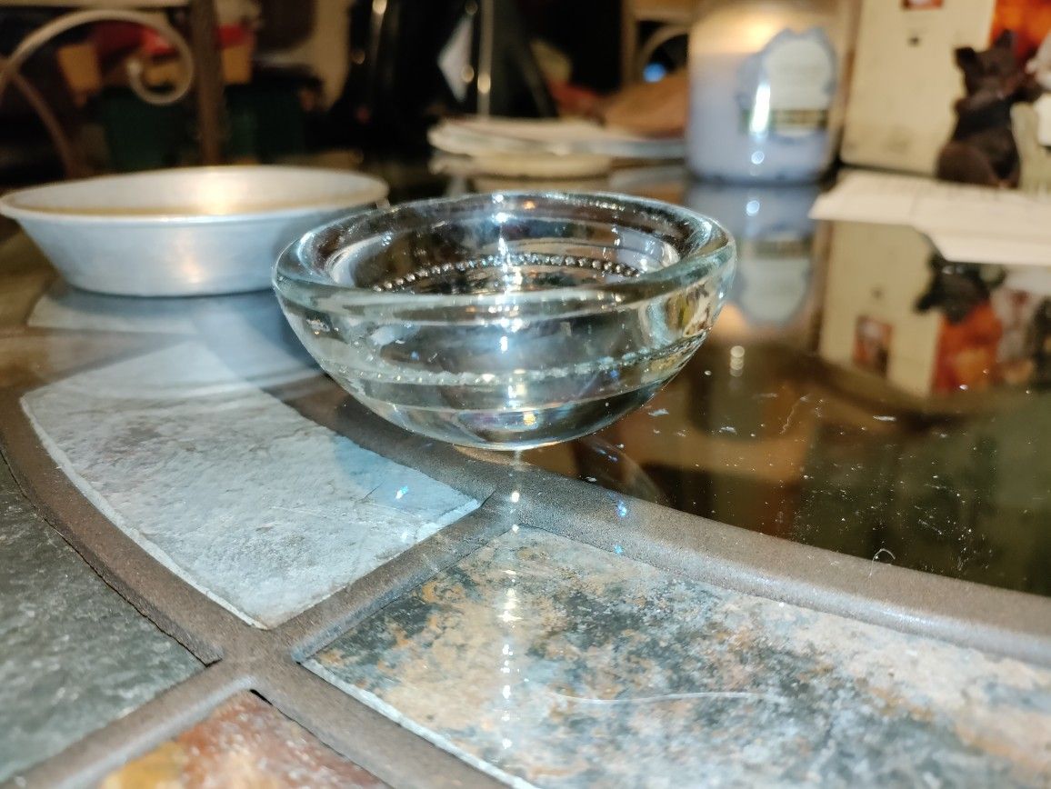 Doing Bottom Candle Holder Like New