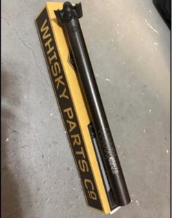 Whisky Parts Co. carbon fiber seatpost in very good condition. Lightweight, durable