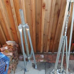 RV Satellite Stand 