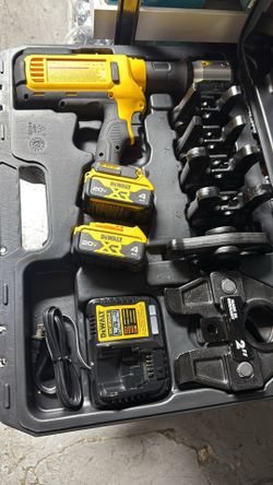 DeWalt 20V XR Cordless Press Tool Kit
