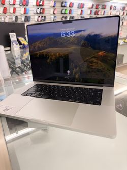 MacBook Pro M1 Pro 512gb 32Ram 16”