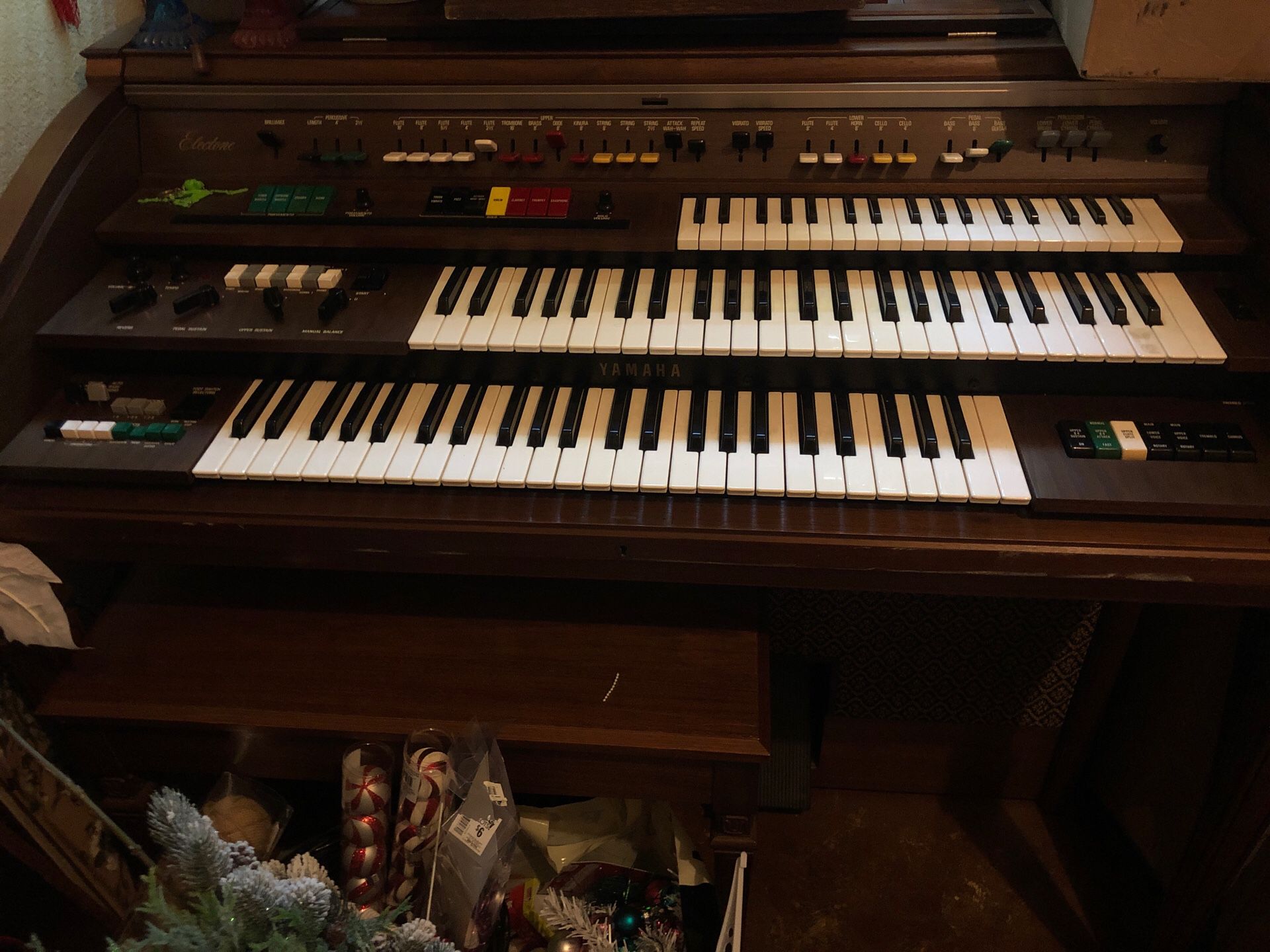 Working 80’s Yamaha electone dk-40a music machine/organ, old school keyboard
