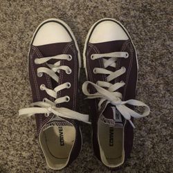 Womens Size 2 Purple Converse 