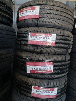 Tengo un set de llantas nuevas 205 45 17 de la marca landspider