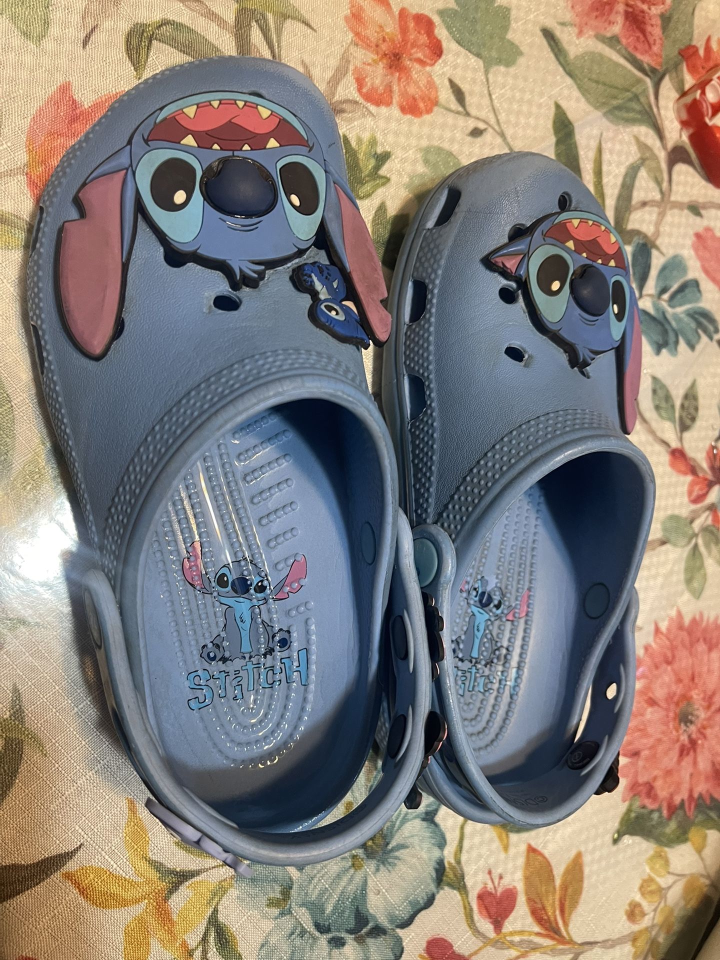 Stitch Crocs Size Junior 2