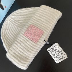 New Loewe Beanie Hat In Wool New With Tags 