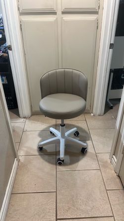 Salon / Vanity Stool