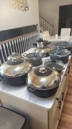 Tow set of cookware and prussure cooker
