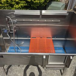 Professional Grooming Tub 60"W, 24"D, 60"T