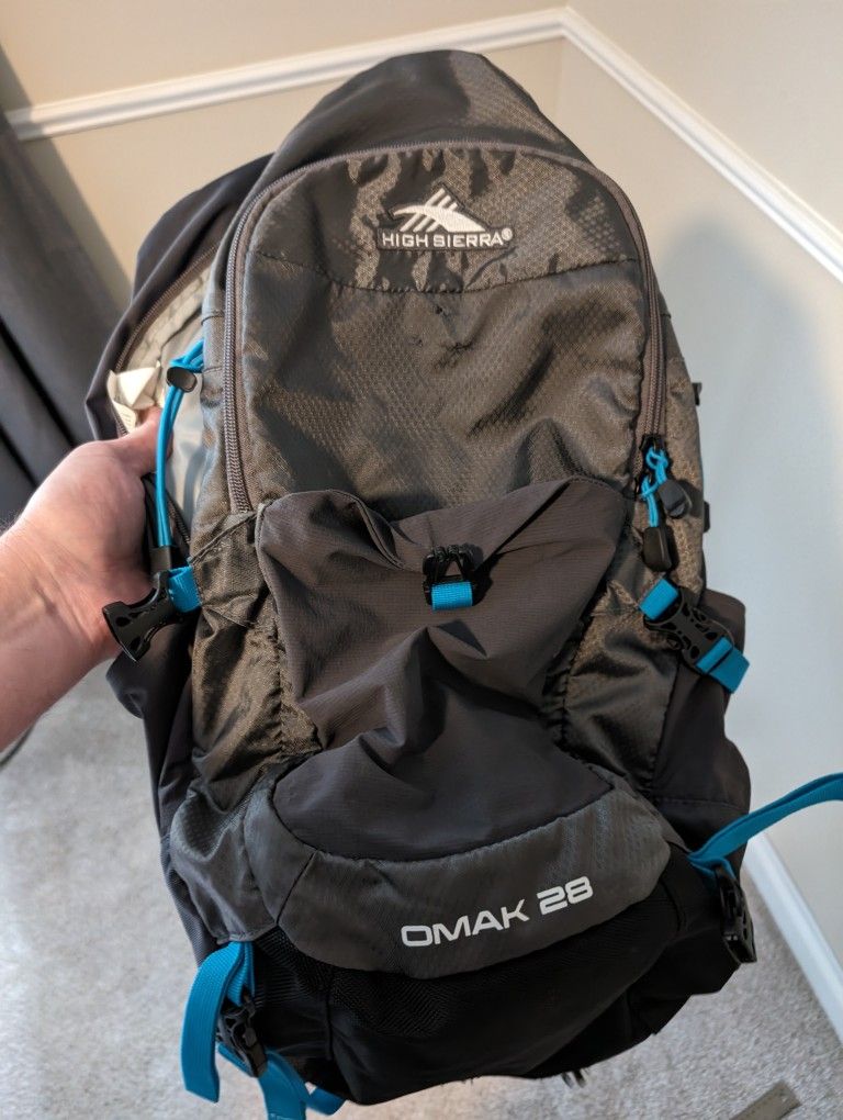 High Sierra Omak 28 Backpack 