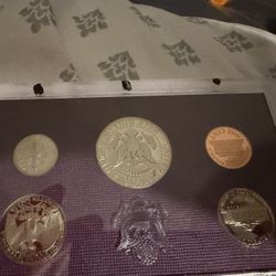 This is a 1987 United States Mint Proof Set, a collectible item containing five coins struck at the San Francisco Mint. 