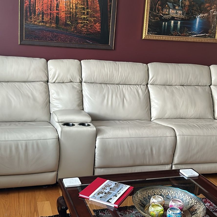 New Vanilla Real Leather Sectional With 3 Lounge Seats