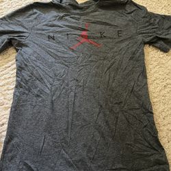 Jordan Youth Medium Shirts/joggers