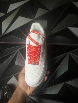 Supreme logo box forces
