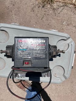 Bench grinder