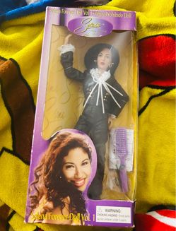 Selena Forever Doll Vol. 1 “Amor Prohibido” Vintage Collectible