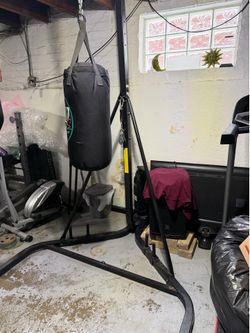 Boxing stand