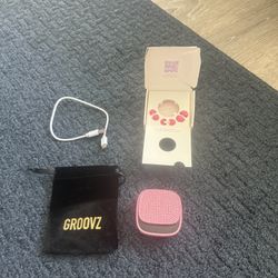 Pink Groovz Wireless Earbuds