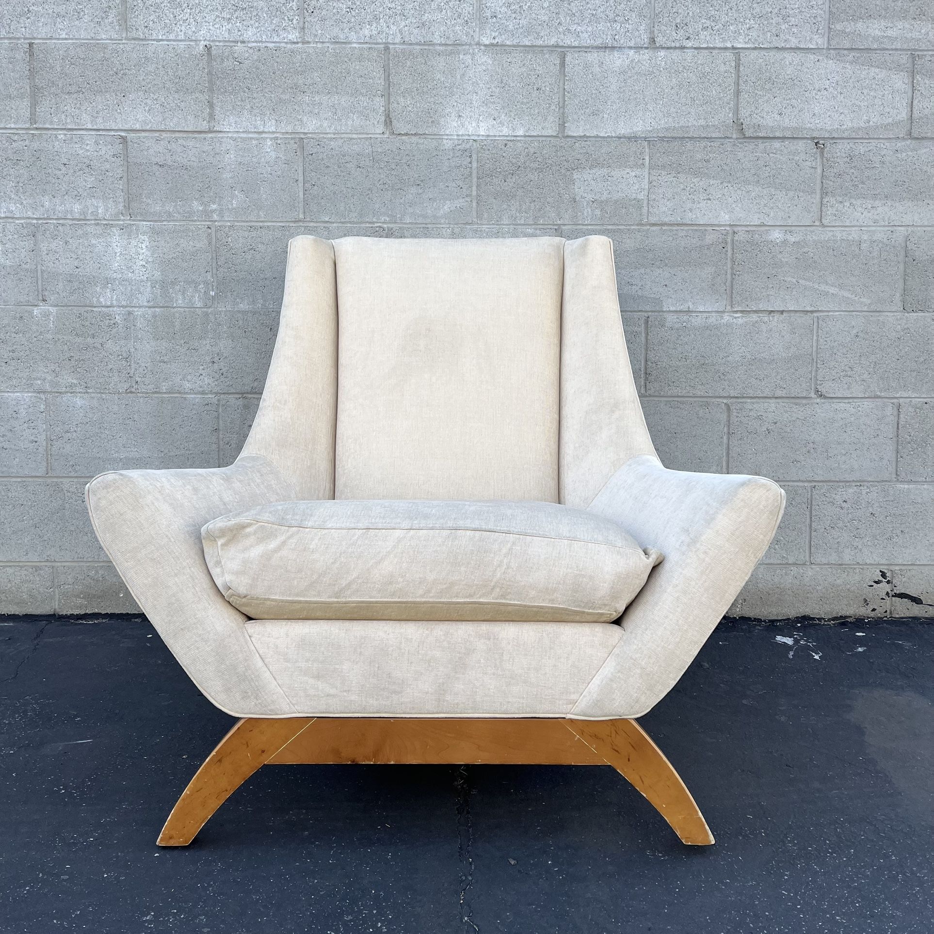 Mid Century Modern Cream Lounge Chair - Main Image