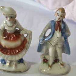Vintage Colonial Figurines Couple Made in Occupied Japan Gold Gilding Trim