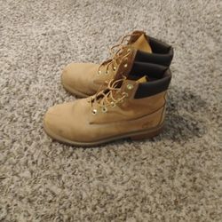 Timberland Boots Size 7Y