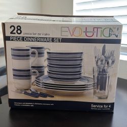 dinnerware set