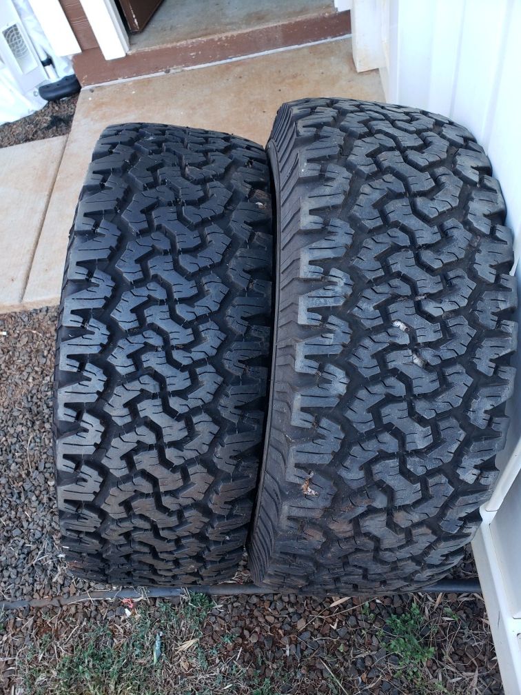 All-terrain BF Goodrich Tires 305/65R18