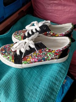 Super Mario unisex shoes