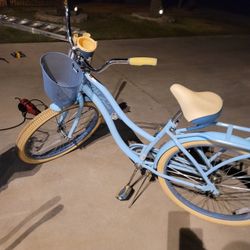 Brand New Women's 26" Beach Cruiser Firm Price 