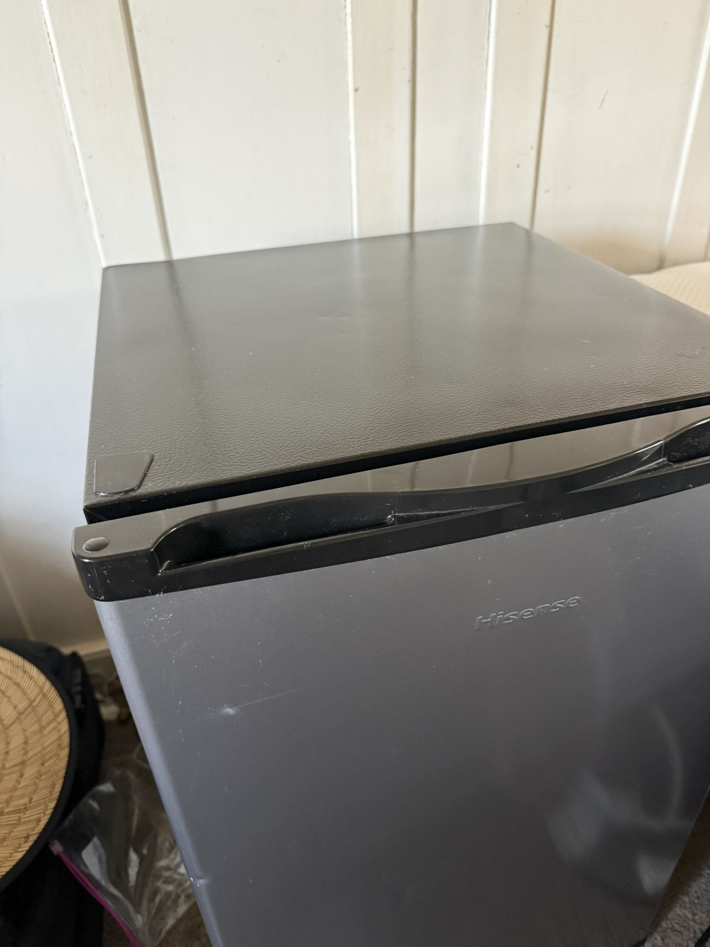 Hisense Mini Fridge 